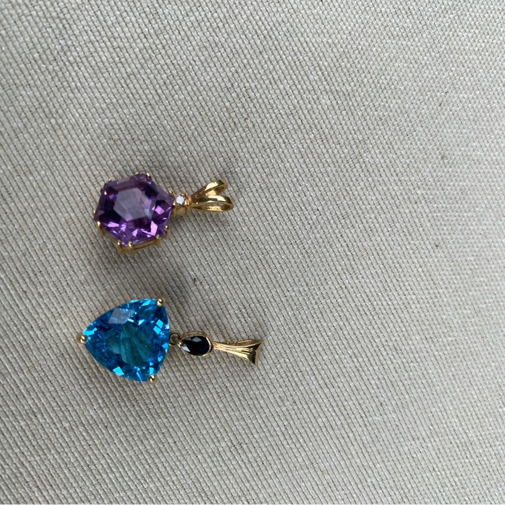 Elegant Gold and Gemstone Pendant Set
